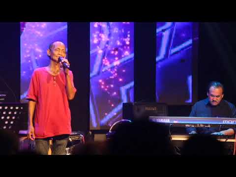 DM/WAK MUSTAR - MENANTI DI AMBANG SYURGA