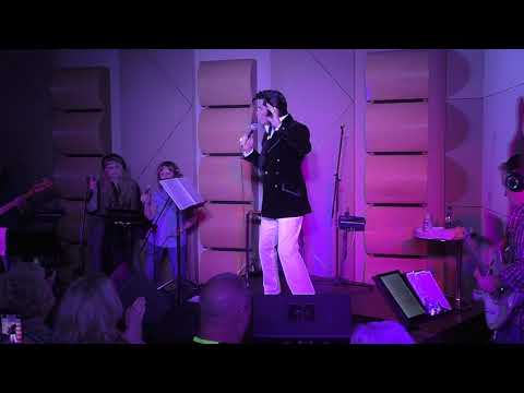 Dean Z, “Wearin’ That Loved On Look” - video by Susan Quinn Sand