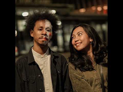 Raim Laode ~ Sang Badut ( Official Audio )