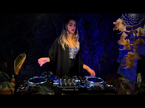 Clara Datz / Mystic Rhythms (Dj set)