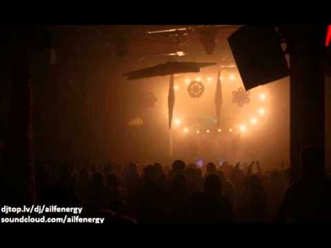 Funkagenda vs. Ronald van Gelderen - What the Rocker (Ailfenergy mashup)