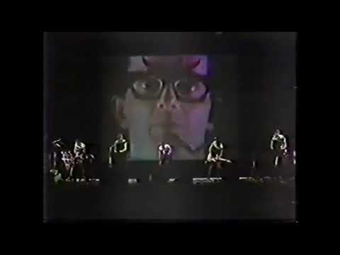 Devo - 3-D Concert 10-30-1982 (Improved Audio)