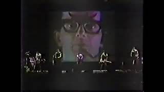 Devo - 3-D Concert 10-30-1982 (Improved Audio)