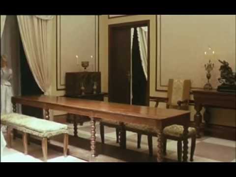 Raquel Welch vs Faye Dunaway in "The Three Musketeers" 1973