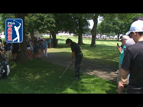 How Phil Mickelson hits through a narrow opening