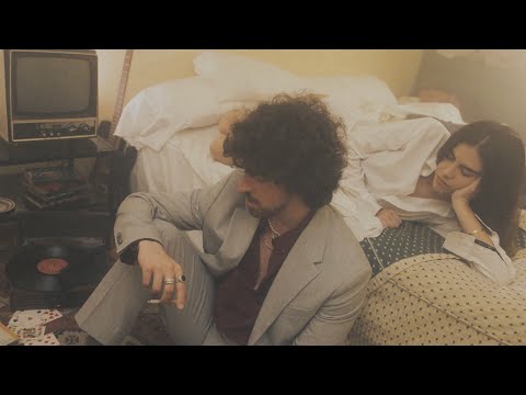 Alex Wall - antinirvana