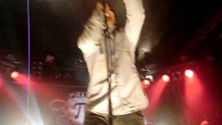 Prinz Pi  Elfenbeinturm live in Berlin