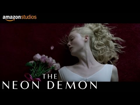 The Neon Demon (TV Spot 'Elegant Review')