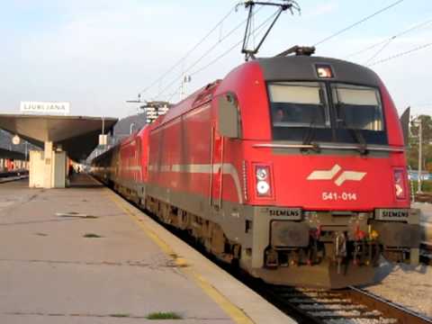 Express MV415 "Alpine Pearles" Zürich - Beograd hauled by dual coupled SŽ541 at Ljubljana