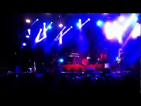 Daniel Adams-Ray - Inga Problem (ft. Petter & Veronica Maggio) - LIVE - Gröna Lund - 15/9 2011