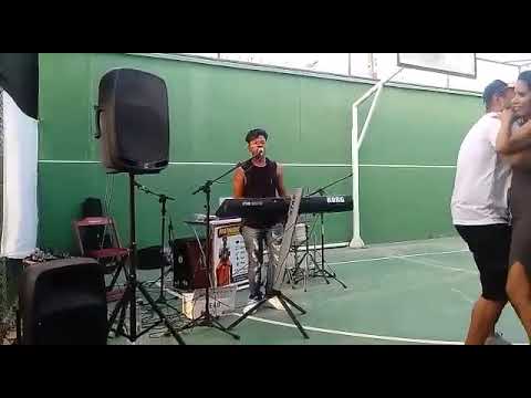 Willian Lima cantando Aiê Be
