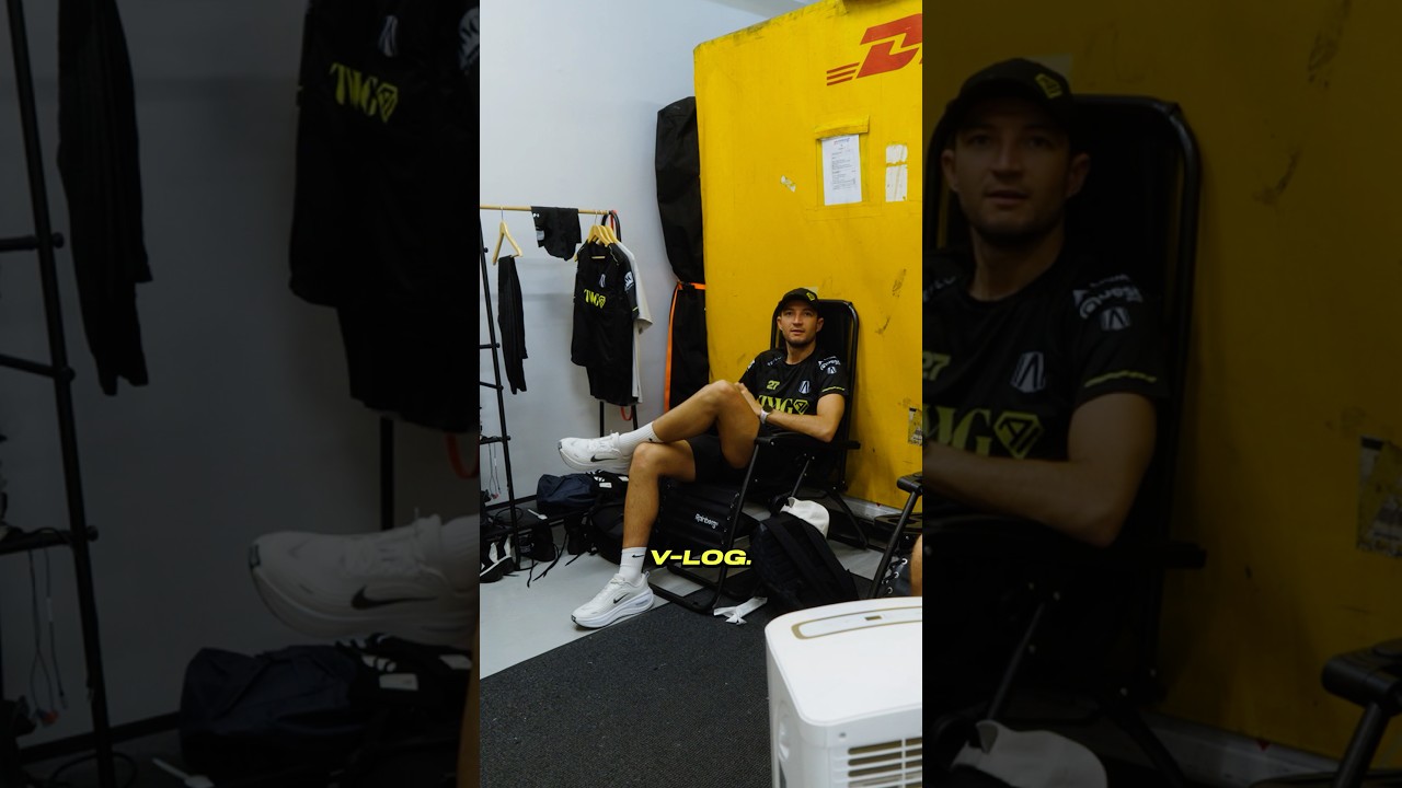 Click to watch the video “Two enthusiastic YouTube stars in the making... 😅”