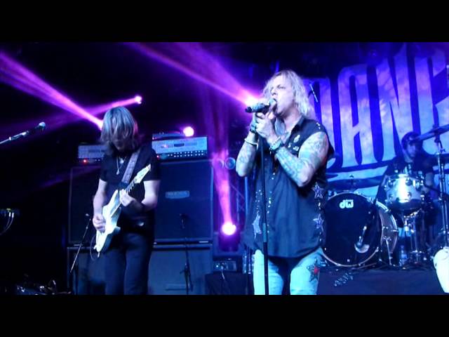 Danger Danger - Don't Blame It On Love (Live Firefest 2014)