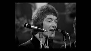 THE HOLLIES - DO THE BEST YOU CAN - live at Split festival, 1968