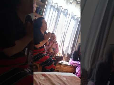 Pi Țhatei fanu Kimkimi zai.. A nuin a zaitir a, papuia (Rev.Vanlalsipaia) hla phuah a sa nung.