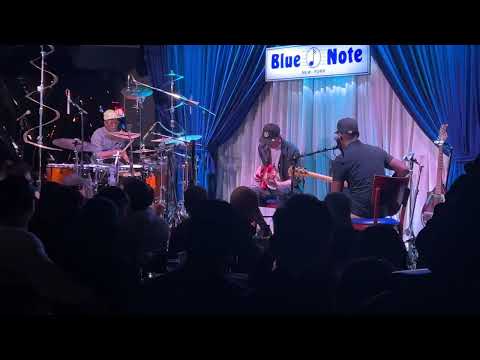 Dynamite ? // Chris Dave, Pino Palladino, Isaiah Sharkey (live at the blue note 4/23/2023)