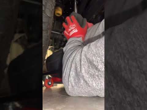 Fox 2.5 Shock noise/creaking issues…