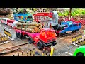 Kereta Silum4n Truk Trailer Muatan Kayu Overload