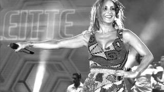 E Mesmo que a Lua vá - Claudia Leitte