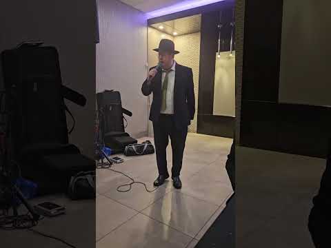Sruly Hollander Sings "ותן בלבנו" | Sheva Brachos Performance in Lakewood