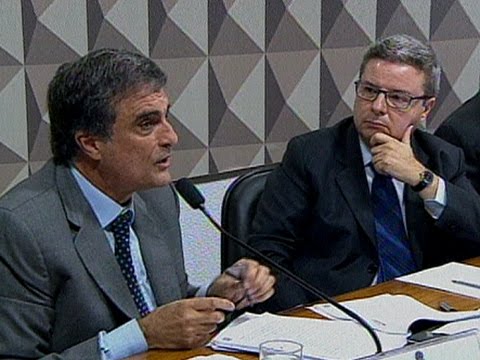 Comissão Especial do Impeachment debate relatório de Antonio Anastasia