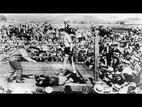 Knockout of the Year; 1915 : Jess Willard KO26 Jack Johnson