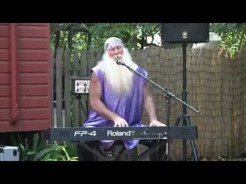 download lagu mp3 mp4 The Piano Wizard, download lagu The Piano Wizard gratis, unduh video klip The Piano Wizard