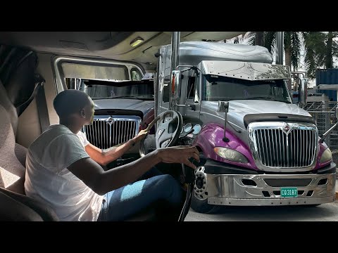 "SPENGSHELL" International Pro. Detroit 60 Series 14L, straight pipe, fully tuned.