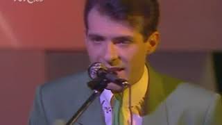 Azul y Negro "No Tengo Tiempo" (Estudio Abierto 25/05/1983)