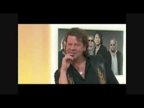 Pate Mustajärvi haastattelussa Studio55:ssa