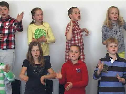 Lubbi finnur málbein - r