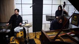 Dragan Milovanovic Trio - Here's That Rainy Day ( Jimmy Van Heusen )