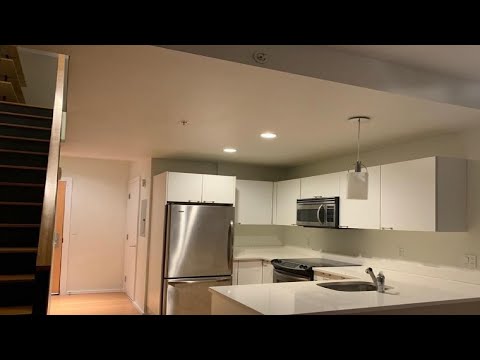 2 Earhart St Unit 127, Cambridge, MA Presented by Christy Henault.