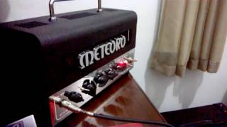 Video thumbnail for Tirando um Som #1 - Meteoro MHT-G by Phoênix Guitar