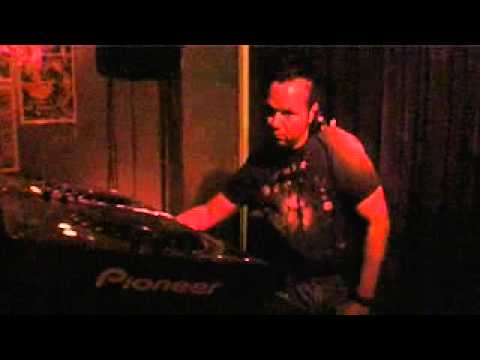 DJ M-TRAXXX 'live' at The Simply House Party @ Club Blue Miami Beach 4-25-2008'