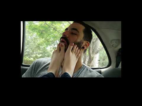 Man smell feet #ayak ##smell #feet #foot #fashion #shoes #love #beauty #taban #heels 