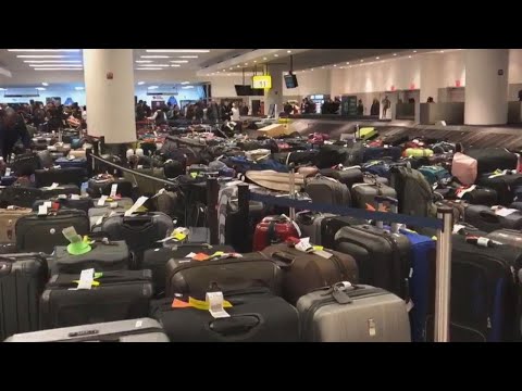 How to Deal With Lost Luggage at the Airport