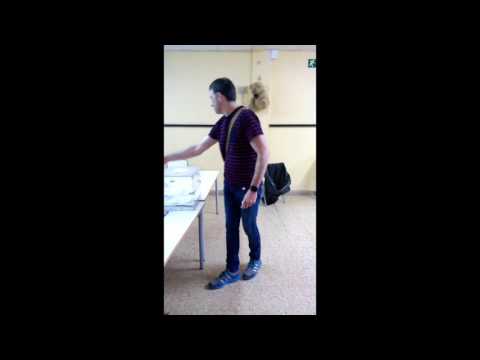 Antón y otro repúblico rompen su voto