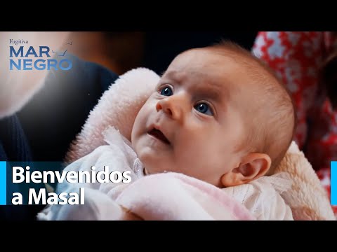 Momentos emotivos de la familia Kaleli - Mar Negro Capítulo 204 | Fugitiva