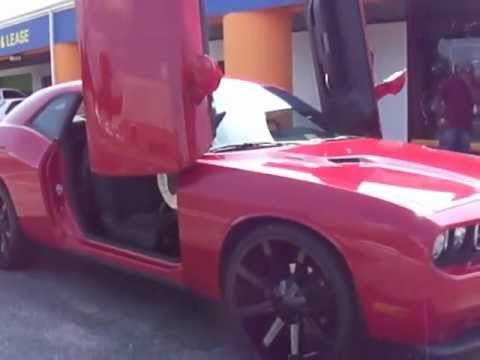 RITMYME HAMPTON, 2012 Dodge Challenger on 24" KMC Slide wheels, black wheels