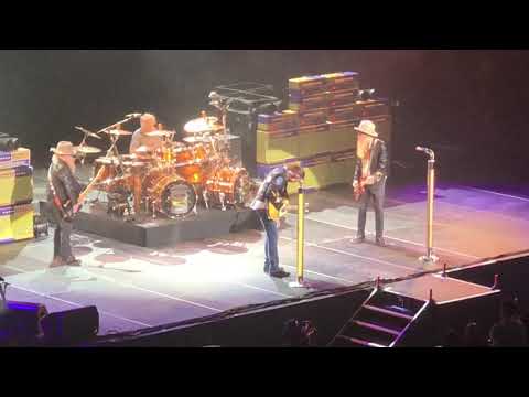 ZZ Top and John Fogerty - 16 Tons - Mohegan Sun 5/27/2018
