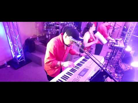 Signo Musical-Sonaja y tambor- Yolanda ( en vivo)