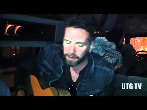 UTG TV: The Gay Blades - Mick Jagger (acoustic van session)