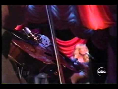 Lee  Ann  Womack - Twenty  Years  &  Two   Husbands  Ago - Live - 2005