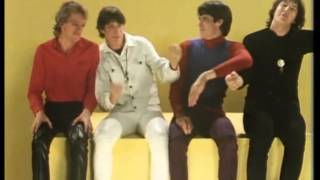 Sunnyboys - You Need A Friend - 1982 (Official Video)