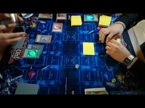 Lightsworn zombie 60 cards Vs Magician Pendulum - Game 1 pt2