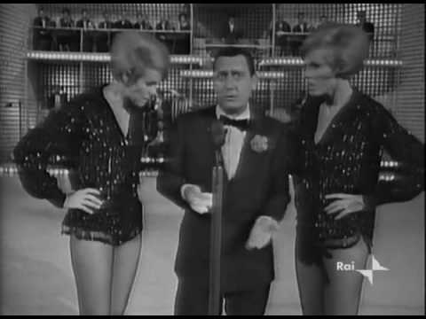 Alberto Sordi e le gemelle Kessler - 1966