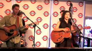 Carrie Rodriguez performs "Infinite Night" live at Waterloo Records