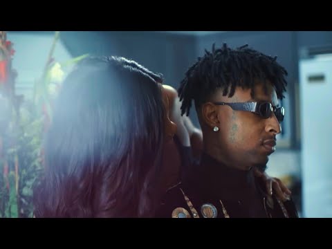 21 Savage ft. Gucci Mane - SUPER THICK (Music Video)