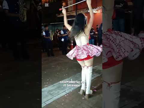 Nataly Castellanos de Ilobasco latín band en San Rafael Obrajuelo 2025